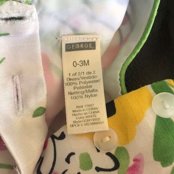 Infant dress - Picture 3 of 3